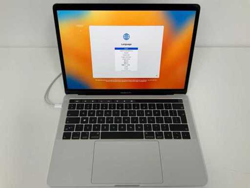 Apple A2159 13-calowy MacBook Pro MUHN2N/A Laptop