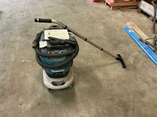 Makita VC4210M Construction Vacuum Cleaner
