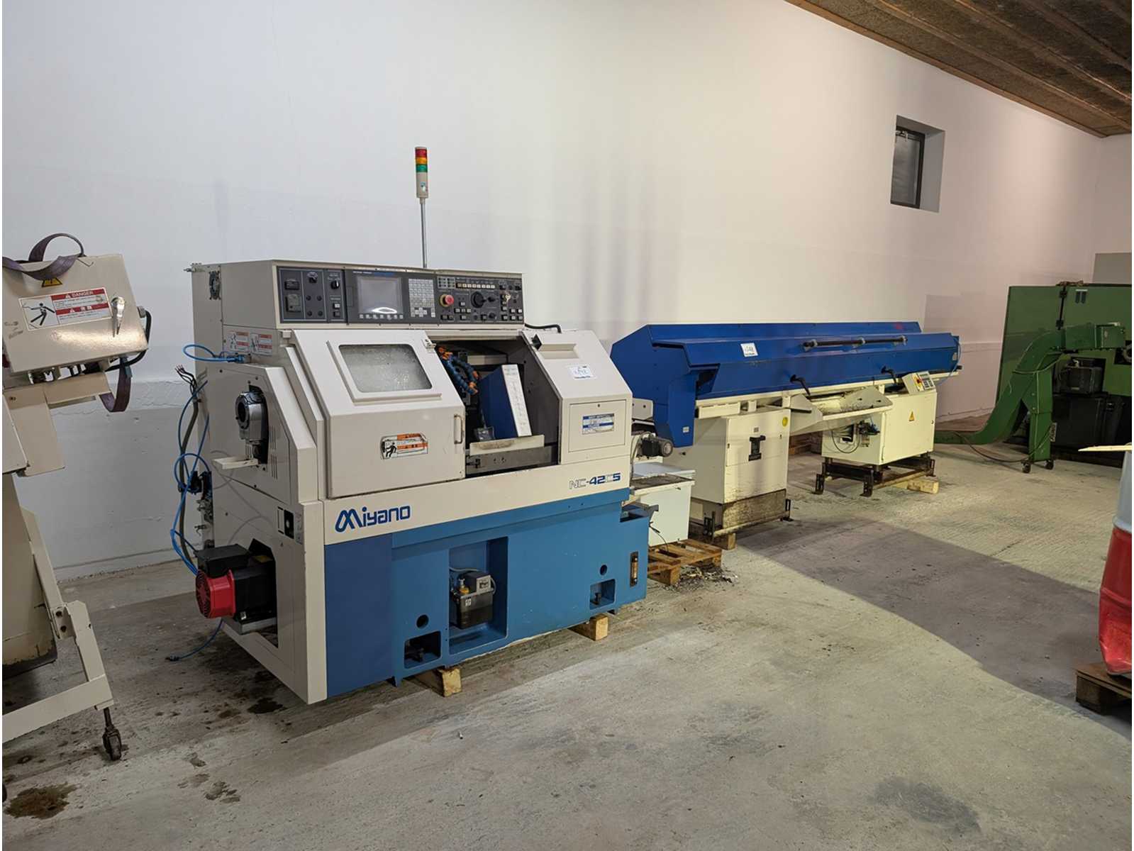 MIYANO – BNC-42CS – 2004 – CNC lathe with bar feeder FMB turbo