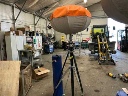 POWERMOON LEDM 600 Light Balloon with Tripod DEFECTIVE