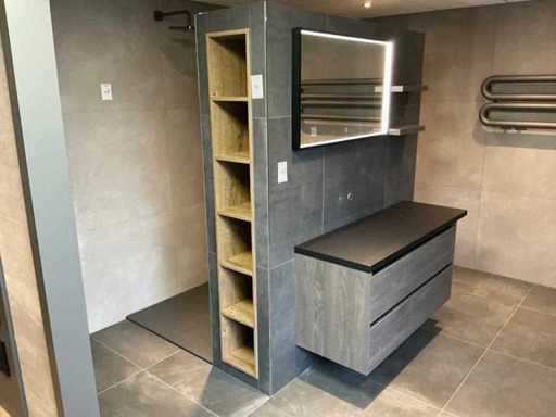 Bathroom built-in wardrobe