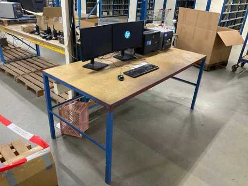 Tavolo da lavoro per magazzino
