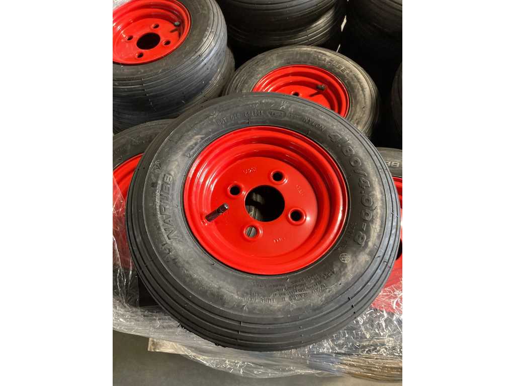 lotto di cerchi rossi 4 tele con pneumatico 4.80/4.00-8 (50 pezzi)