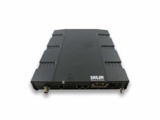 Terminalul Marinei TT-3739A Flotei Broadband 150 BDU