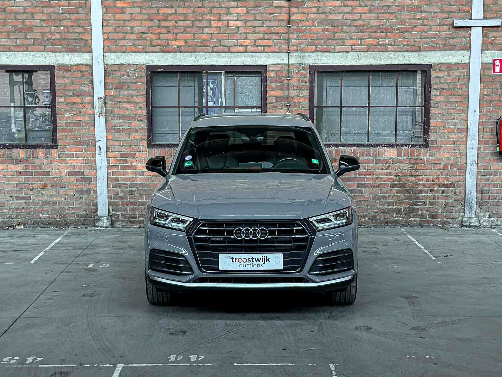Audi Q5 2.0 TFSI Quattro Sport S Line Black Edition 252pk 2018 (Origineel-NL + 1e Eigenaar), TT-931-B