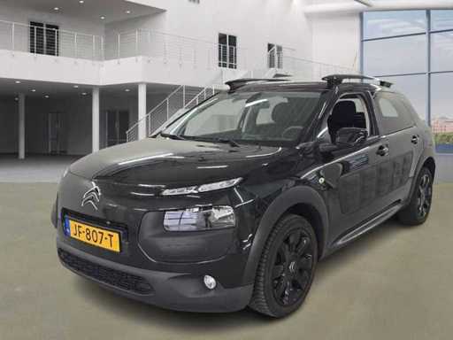 Citroën C4 Cactus 1.2 PureTech Shine; JF-807-T