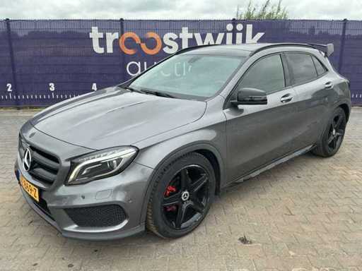 2015 - Mercedes-Benz - GLA-class - 200 CDI 4M Prestige - Passenger car