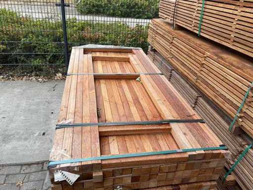 Poteaux rabotés Angelim Pedra 1550-2150x45x45mm (121x)