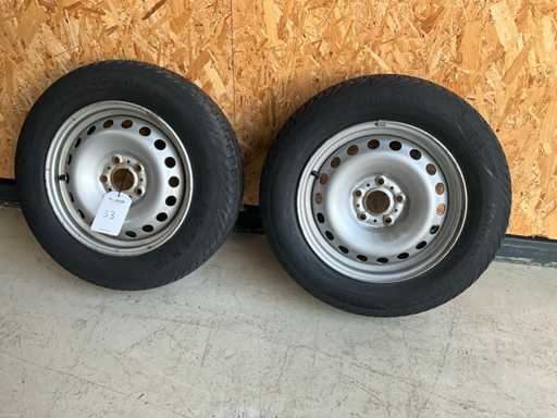 Continental VancoContact 2 Car Tire (4x)