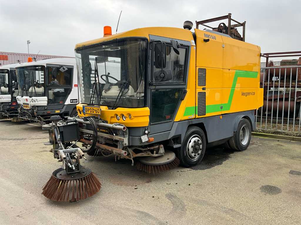 2008 Ravo 580 STH Sweeper Camion