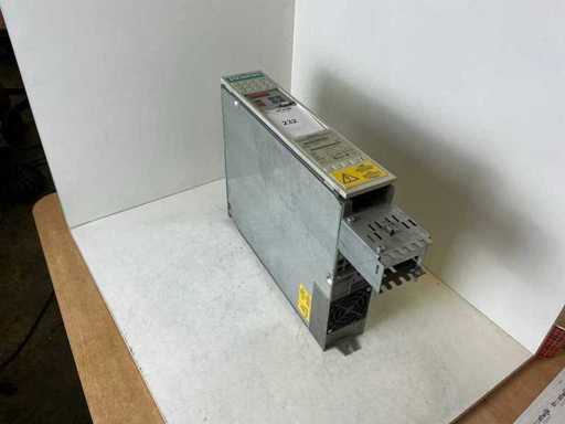 Siemens Simovert vc 6SE7016-1TA51-Z Frequenzwandler