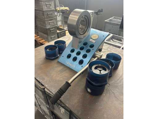 SCHUNK TRIBOS CLAMPING STATION  