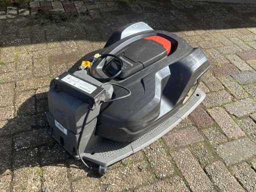 2020 Husqvarna 420 Robotic Lawnmower