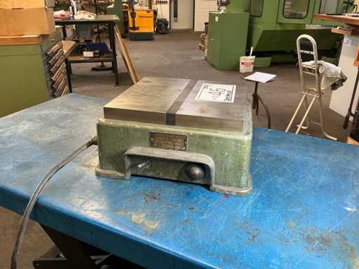 211-25/26 - Magnetische plaat 250 x 260 mm