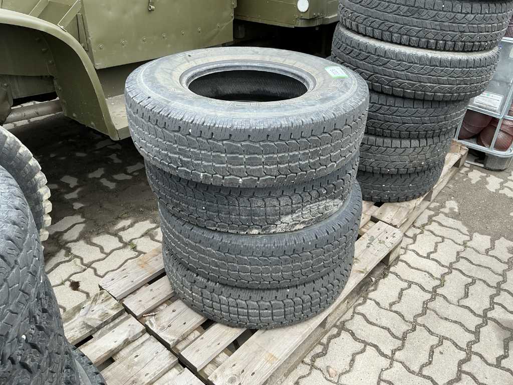 General Grabber 235/85 R16 C banden voor Pinzgauer (4x)