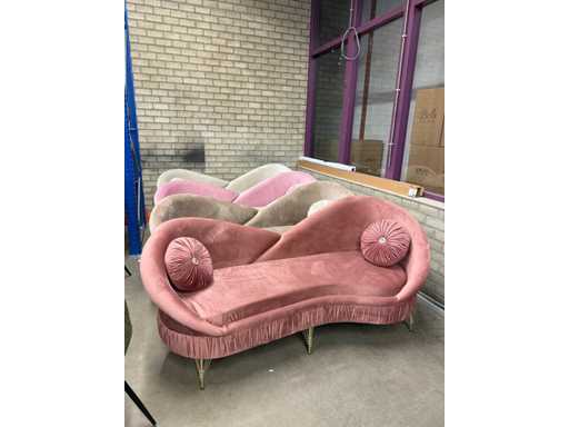 Rosa Samt-Sofa