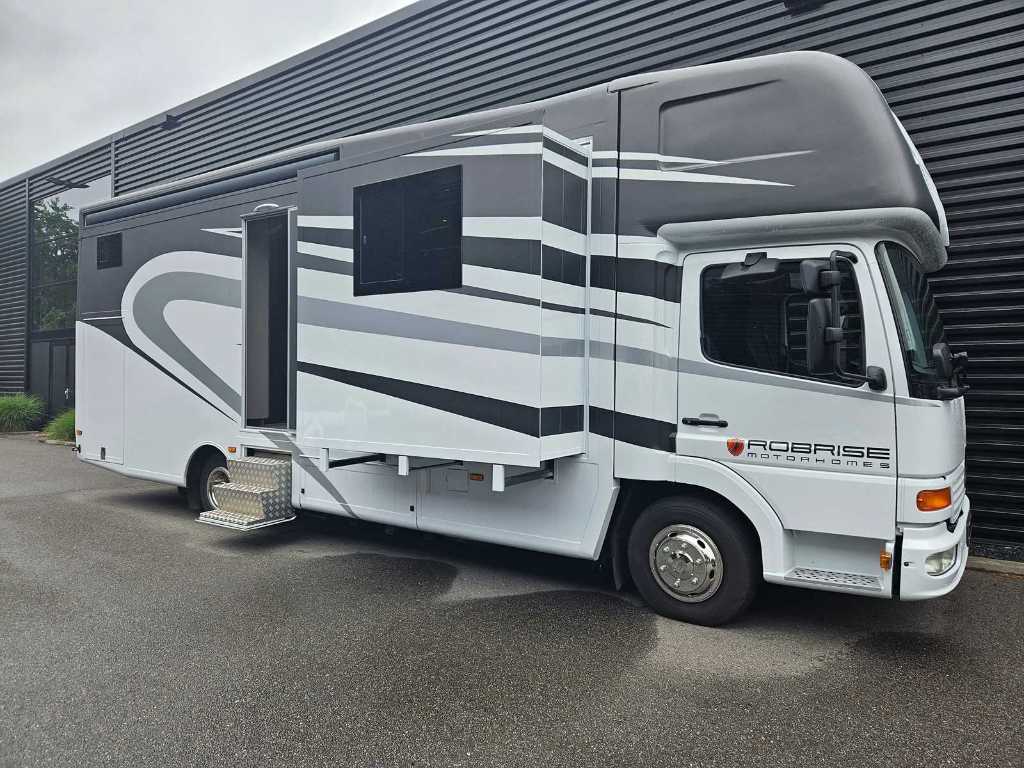 Mercedes-Benz Atego Camper Truck Full Options R-411-VG