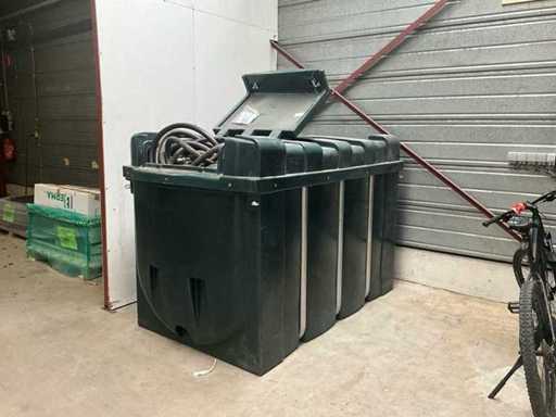 Kunststof Mazouttank 2500L met dieselpomp