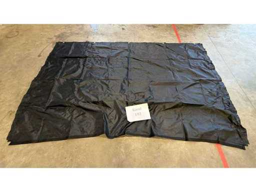 Toile de tente noire