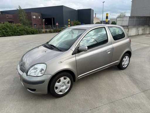 TOYOTA - 2004 - YARIS - Passenger car