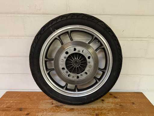 D.I.D. Japan – Motorrad-Hinterrad mit Reifen und Bremsscheiben