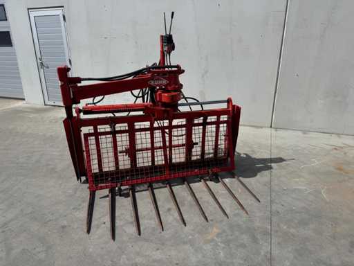 Kuhn - B1201 - Silage Cutters and Feeder - 1989