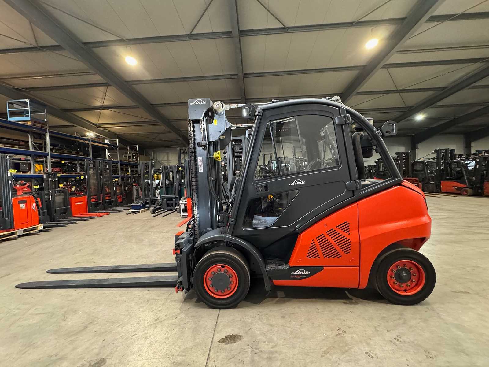 2015 Linde H40D 4.000kg 3.+4th valve 190cm fork adjuster diesel forklift forklift 15.904 hours