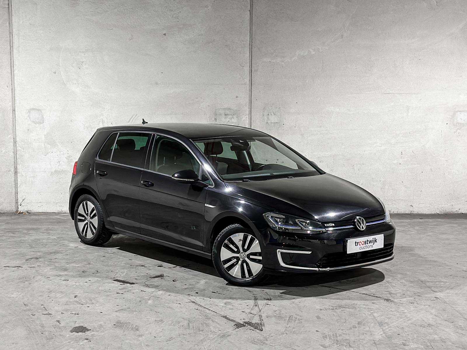 Volkswagen e-Golf 136pk 2018 (Origineel-NL), SF-488-D