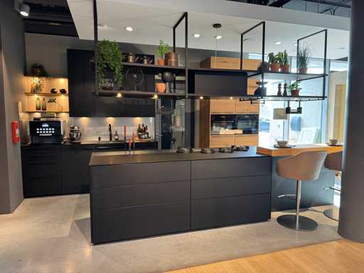 Schröder - Showroom kitchen