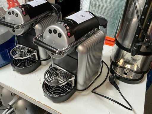 Ekspres do kawy Nespresso 9737G