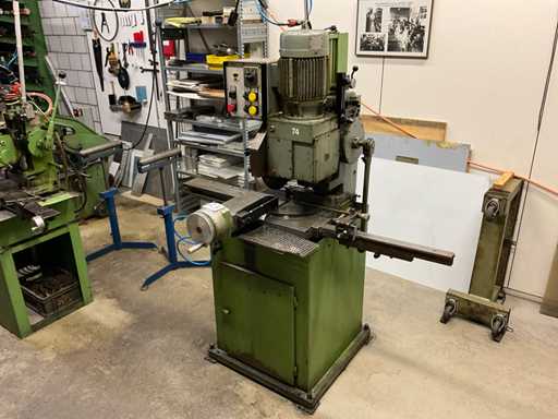 1968 eisele VMS III circular sawing machine