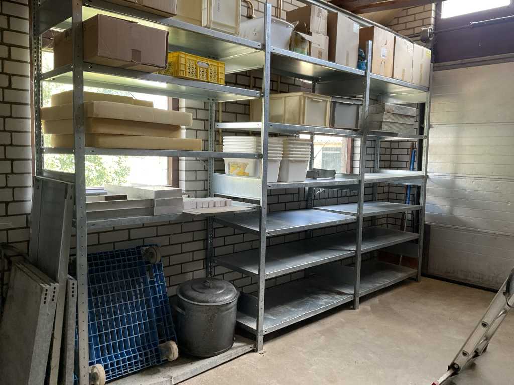 Shelving miscellaneous (7 sections)