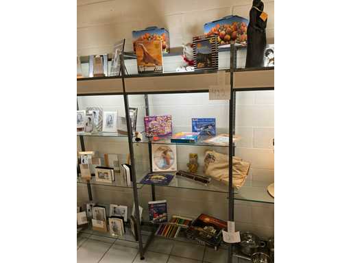 Divers speelgoed waaronder Lego..