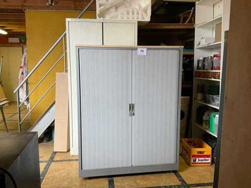 File cabinet (2x)