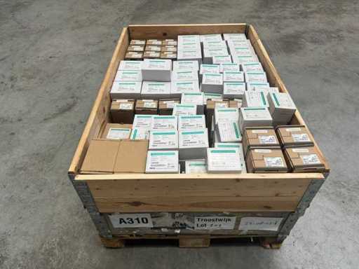 Partij diverse Programmable Logic Controllers (PLC) TECO - Electronics