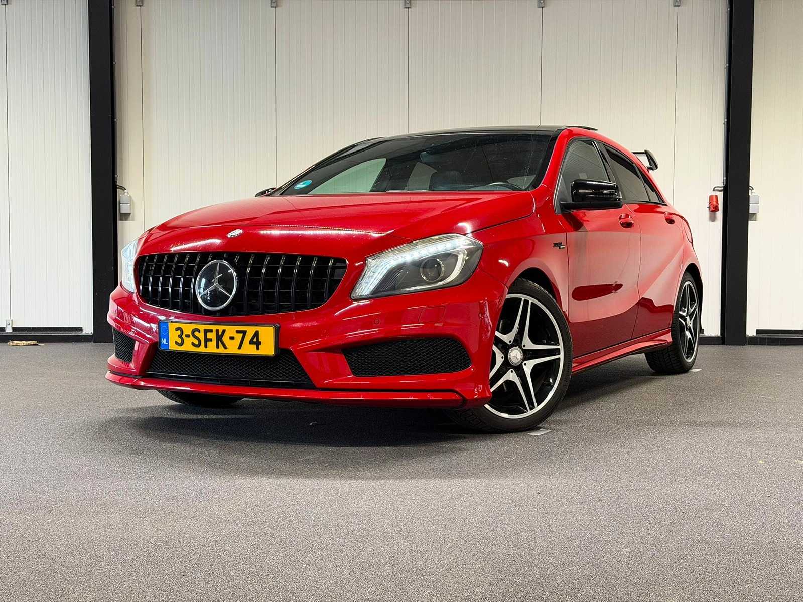 Mercedes-Benz – Klasa A – 200 Prestige 2013 3-SFK-74 zgodnie z