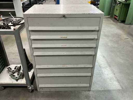 Kast met draaibank toebehoren