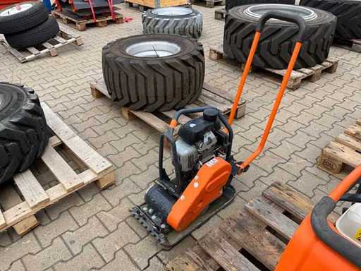 2019 Altrad / Belle LC3228 Compact Plate Compactor