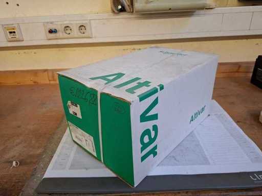 Altivar - 32 - ATV32HD15N4 - Frequentiefrequentie-aandrijvingen