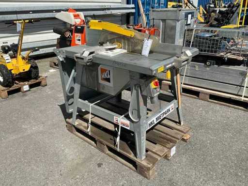 AVOLA ZB 500 Circular Saw