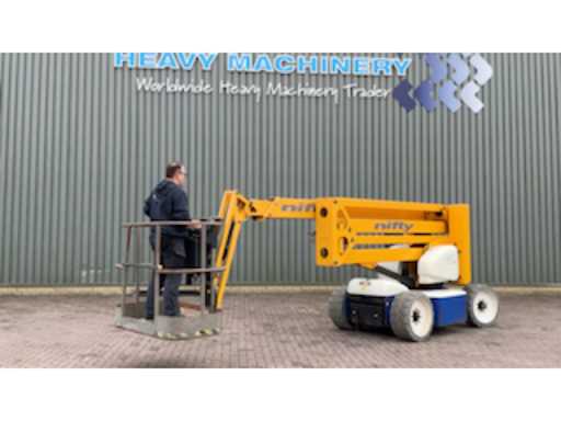 3b3ea2f9-b4f5-4a44-bea8-637878193a6b.mp4