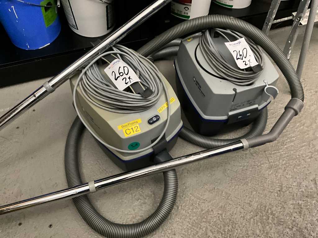 Nilfisk GD 1005 Vacuum Cleaner (12x)