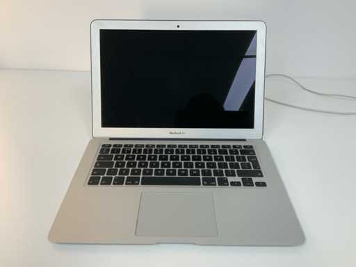 Apple A1466 13-inch MacBook Air Laptop