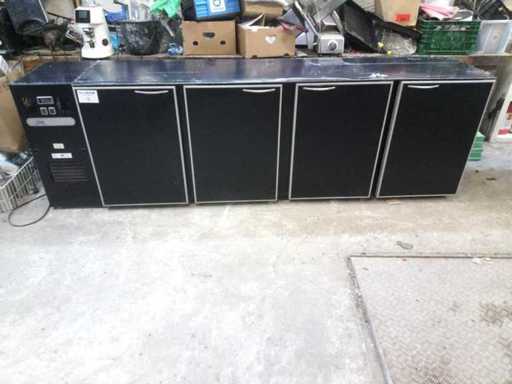Beverage cooler with 4 doors 2.7M