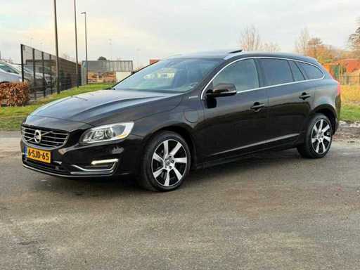 Volvo - V60 - 2.4 D6 AWD Pl.i Sum. - Samochód - 2013|6-SJD-65|Jestem