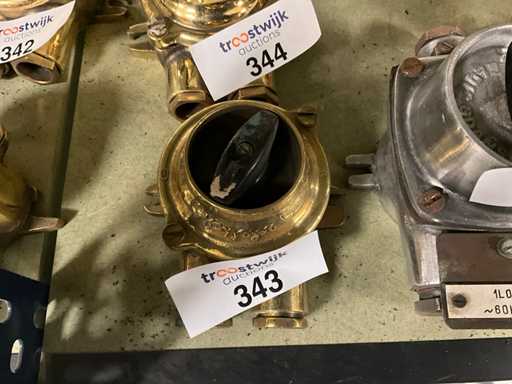 Interruttore in ottone