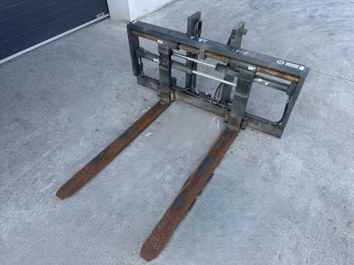 Attachement de chariot élévateur en cascade