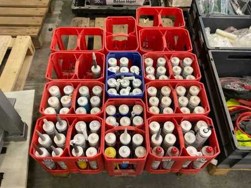 Partij lijmen en kitten