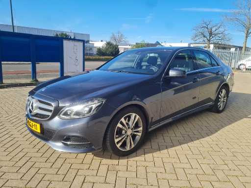 Mercedes-Benz - 2013 - E-klasse - 350 BT. Pres. Avant. -5-KGJ-11