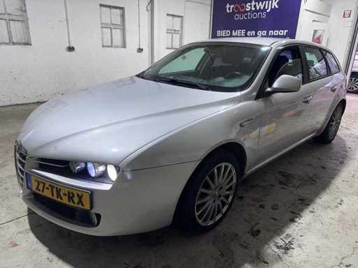 Alfa Romeo - 159 Break-uri - 2.2 JTS Distinctive - 27-TK-RX